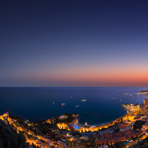 忽有故人心上过回首山河已是冬