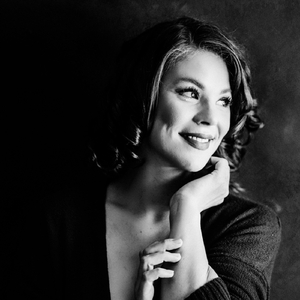 Lovin' You Easy (Acoustic Piano Version) [feat. Bob Wilson]