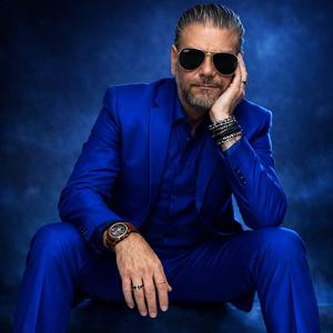 Te pienso sin permiso