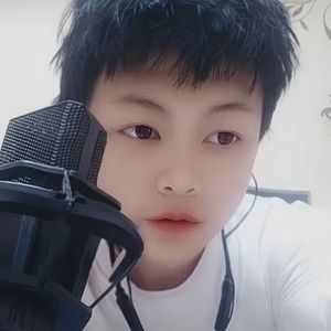 到底该 伴奏