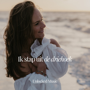 Ik stap uit de driehoek (Radio Edit)
