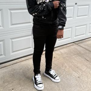 Anything (feat. Yaviii & Rnwtay)