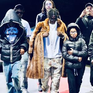 SHE WANTS (feat. Bluestarnick)