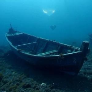 Gönül Deryalarımda Batan Kayıklar