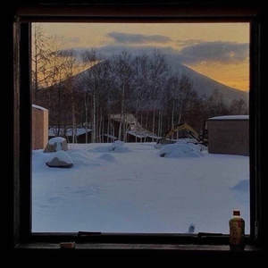 6LACK - Pretty Little Fears 伴奏