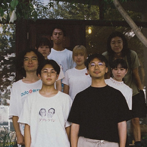 ちょっとあそこの珈琲屋へ行かないかい