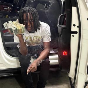 Daytona (feat. Raq Baby)