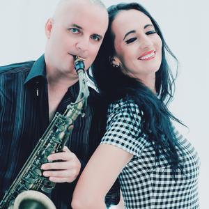 Peach bubble tea (feat. Tiffany & Co)