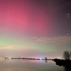 VROEGER NIKS (feat. ro1h)