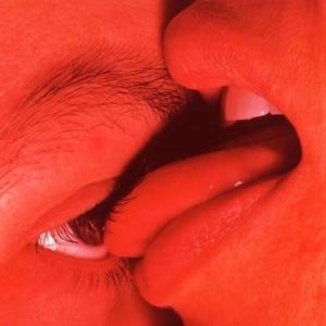 我讨厌人们认为我不合群，而没有意识到我讨厌他们