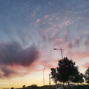 微粉天空