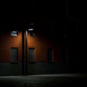 平淡日子里的刺