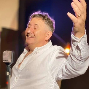 Častiću pola grada