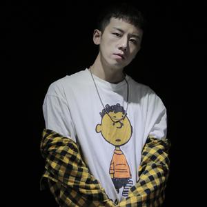 不属于我的阳光-伴奏