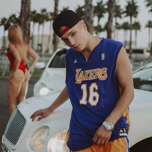 Молодой Миллионер