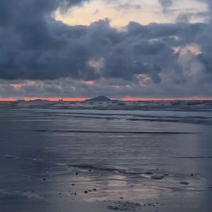 寒月(prod by DaveBeats)