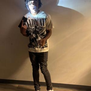 Skate (feat. Lil Doon)