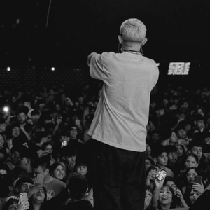 Estos Millones Por Ti (Salas)