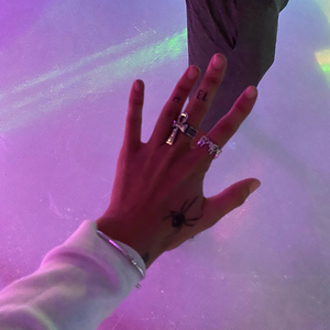 Don't break me (feat. Zemomadeit)