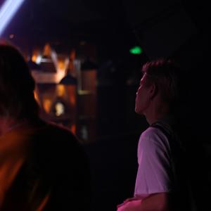 凤凰传奇-自由飞翔(BAD Vina house Remix).（BAD remix）