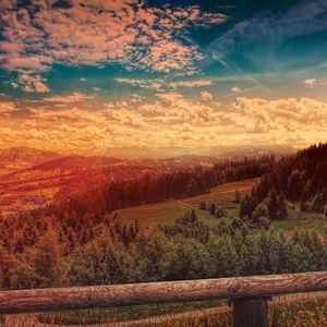 雨幕弦歌（公园钢琴曲）