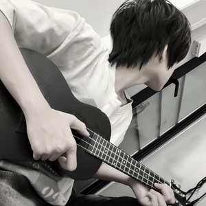 夜色中的孤独沉沦