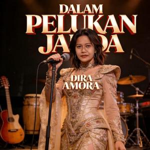 Dalam pelukan janda