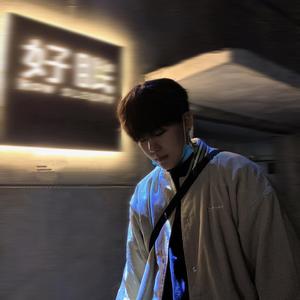 今晚的风醉醺醺