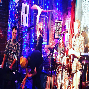 A Monday Night in Highland Park at the Tail End of July