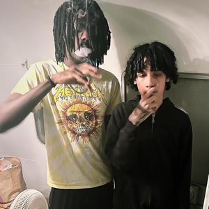 RAD (feat. Joeyxlz)