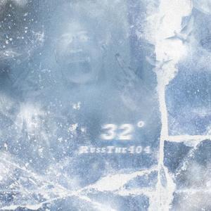 32°