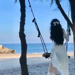 假欢畅 又何妨 无人共享