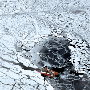 Nuevas rutas comerciales tras el deshielo del Ártico