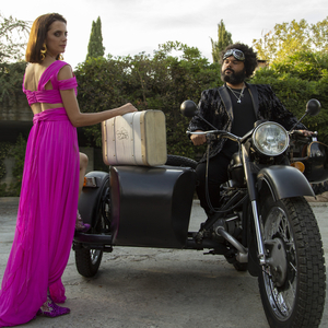 Tu Fragancia Vuela (Smell Song)