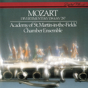 Divertimento No.15 in B Flat Major, K.287:2. Tema con variazioni: Andante grazioso