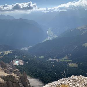 yom chadash (feat. Roni Zadik Drums, Daniel Jukobovitz Hamond & yacov kobi shefi guitars bass & vocals)