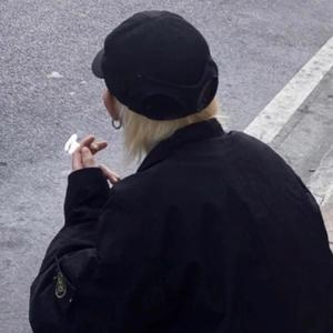 异乡人（翻自 活死人）