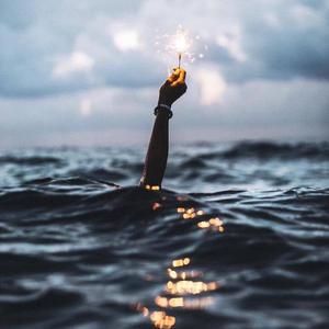 我是你的前女友曾经也拯救过地球