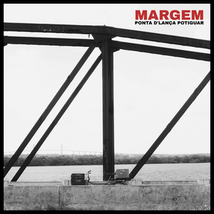À Margem