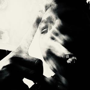 Shots flying (feat. Big Oak)