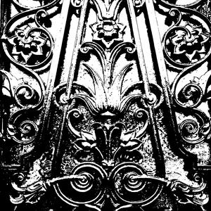 Universal Glow (feat. Benella)