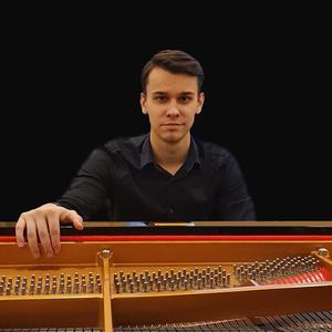 Ludwig van Beethoven: Sonata in C Major, Op.2 No.3: 1st Movement