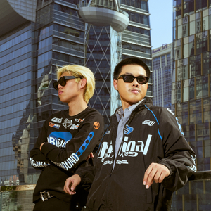 อยากจะกอดเธอนาน ๆ (Bossa Ver.)