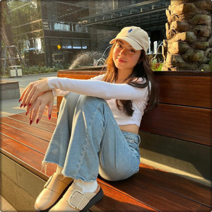 Salahkah ku menuntut mesra