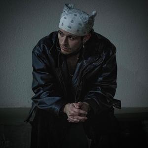 Heads (her side) Skit