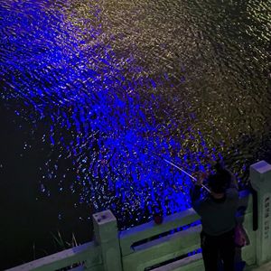 所以我到底应该把烟头丢到哪里