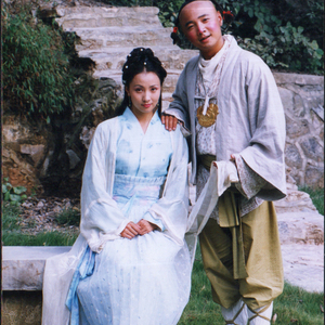 卷睫盼（翻自 吴彤）