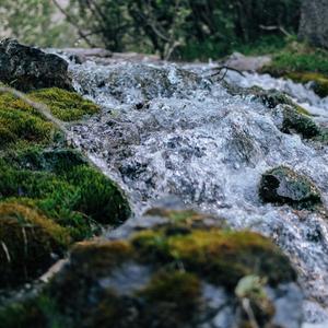Sonidos de agua para dormir