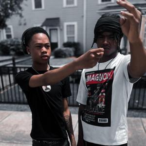 DB THA HOTTEST TOPIC!!!!! (feat. Yungnaj3)