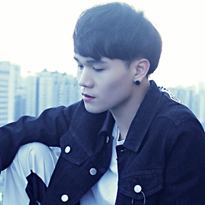 爱•不再违期（伴奏）